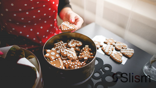 gingerbread cookies in a bowl