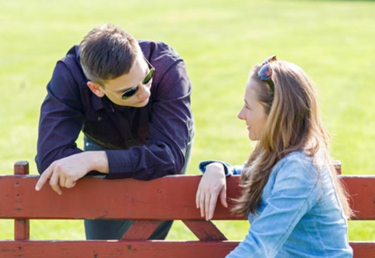 guy flirting with girl