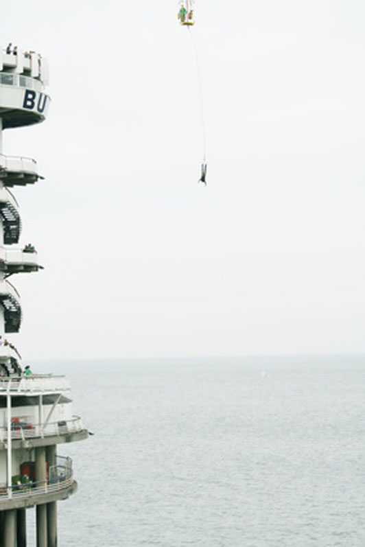 bungee jumping