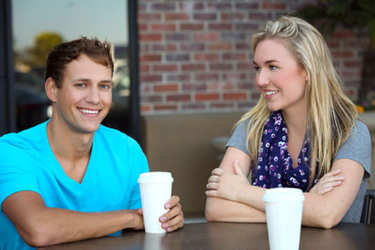 couple on first date