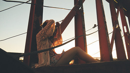 girl on the scaffolding