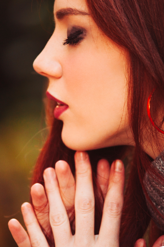 redhead girl profile