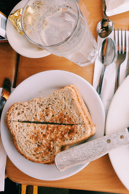 breakfast toast with water